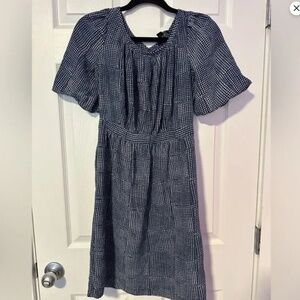 Banana Republic 100% silk pleated yoke geo print dress- French navy- SIZE 10